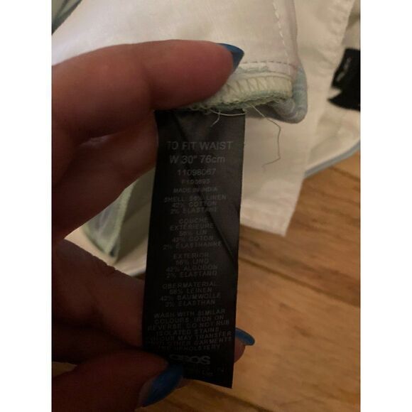 ASOS Design, women's light blue, striped cotton bermuda shorts size W30 - Picture 9 of 9